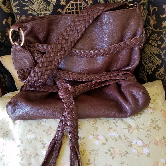 Golden Bleu leather bag ( closing soon..) - Picture 2 of 7